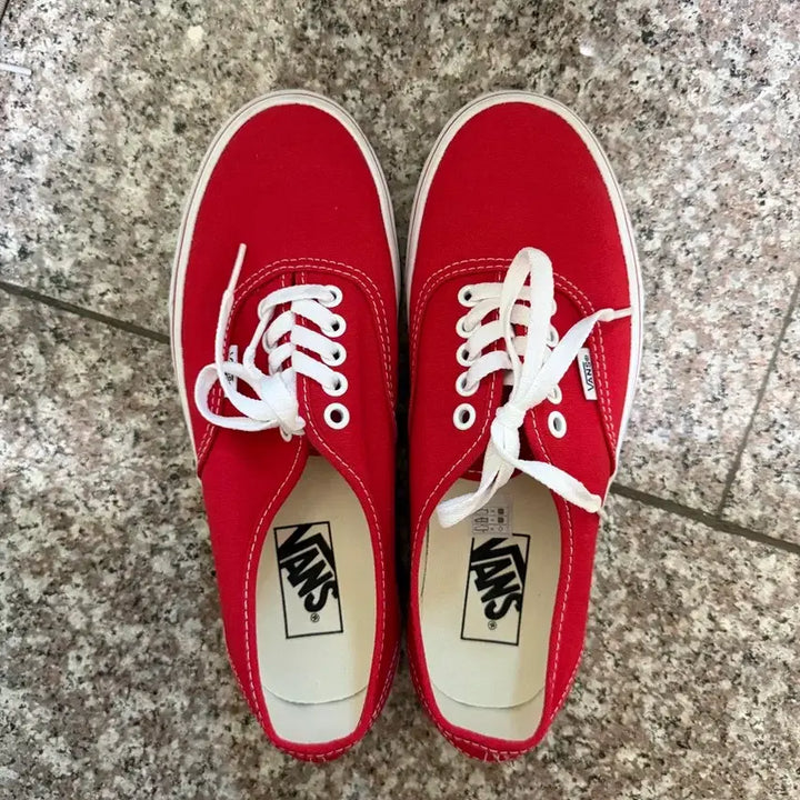 [BUNJANG] Vans Authentic Red Canvas Sneakers Size 250 / 반스 어센틱 레드 캔버스 스니커즈 250