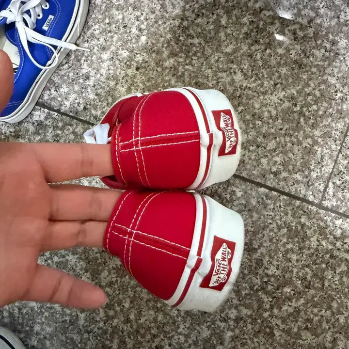 [BUNJANG] Vans Authentic Red Canvas Sneakers Size 250 / 반스 어센틱 레드 캔버스 스니커즈 250