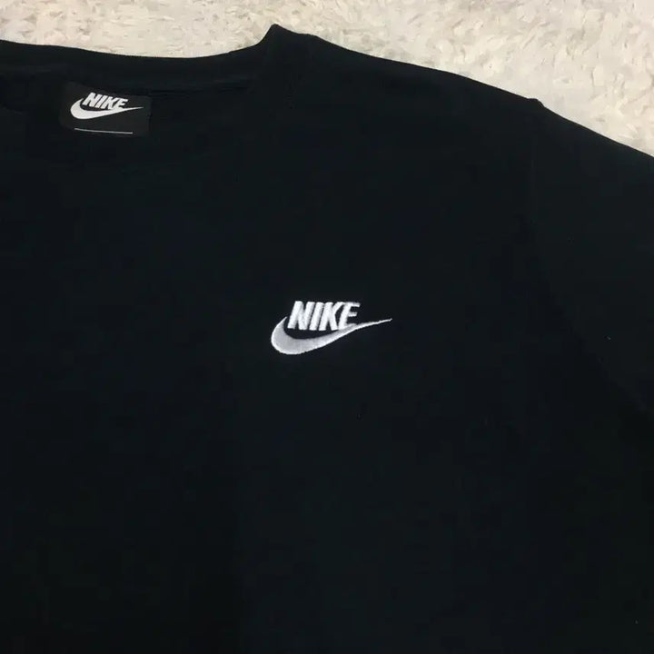 [BUNJANG] Nike Small Logo Sweatshirt / 나이키 스몰로고 맨투맨 만원샵 EE10