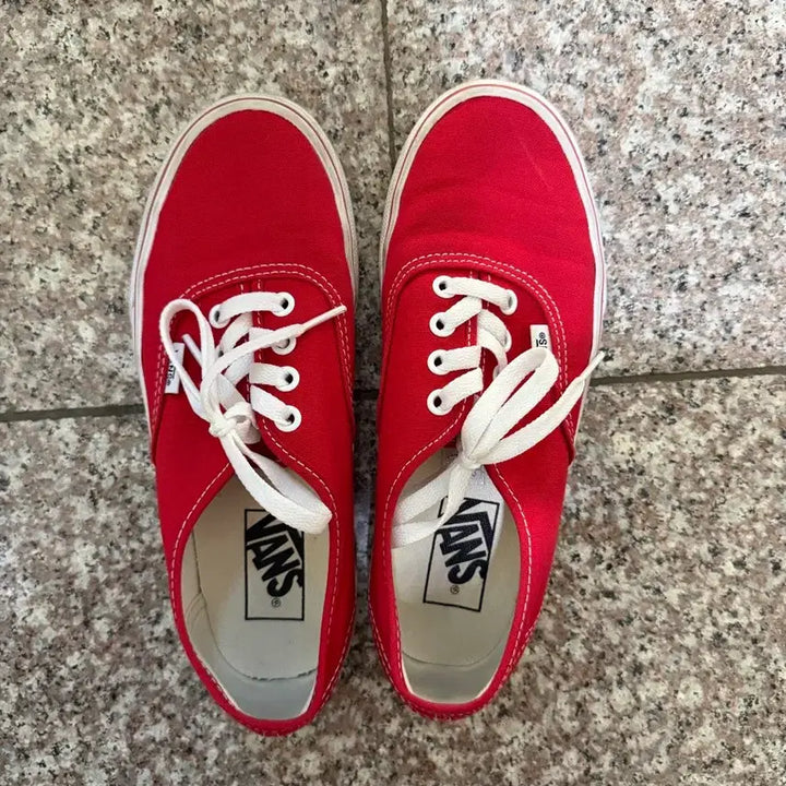 [BUNJANG] Vans Authentic Red Sneakers (235mm) / 반스 어센틱 레드 스니커즈 235