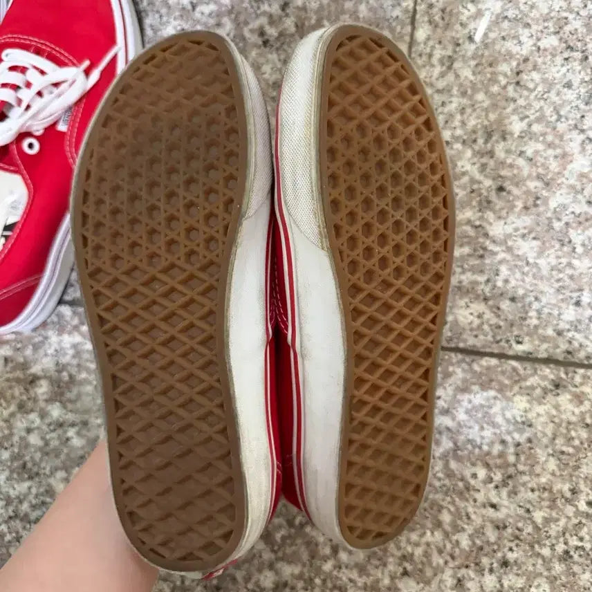 [BUNJANG] Vans Authentic Red Sneakers (235mm) / 반스 어센틱 레드 스니커즈 235