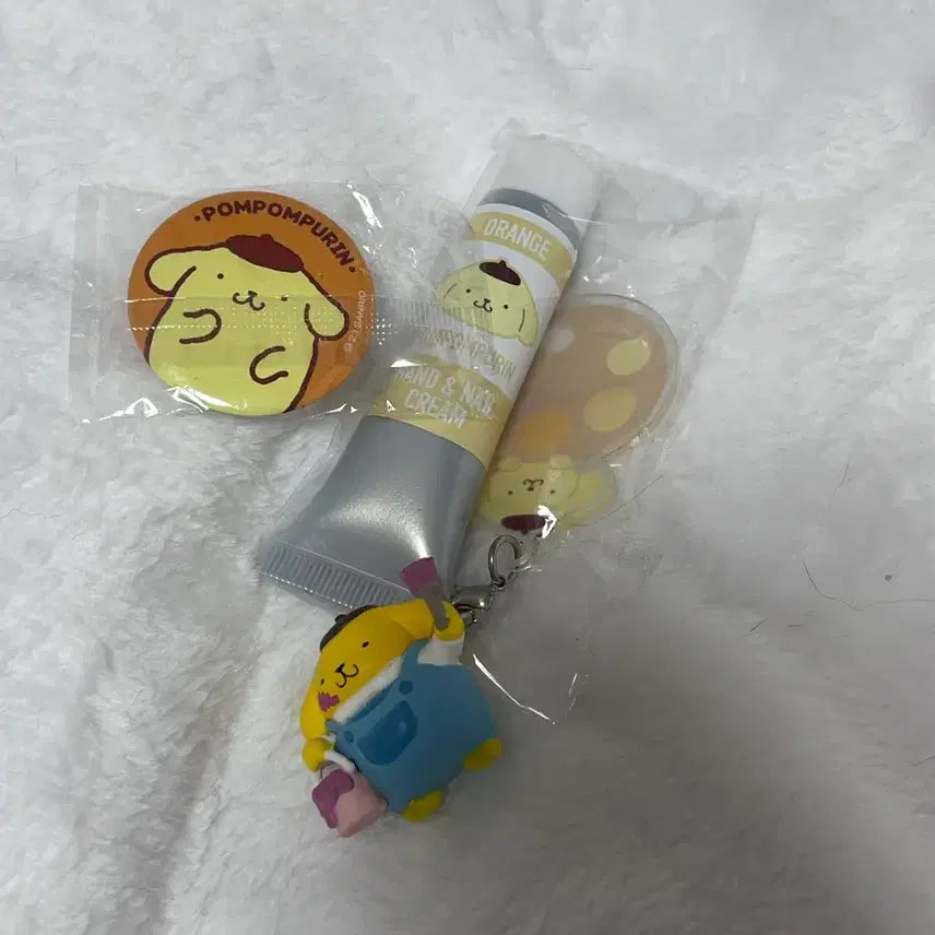 [BUNJANG] Pompompurin Gachapon Hand Cream Paint Can Badge Bundle Set / 폼폼푸린 가챠 핸드크림 물감 캔뱃지 일괄