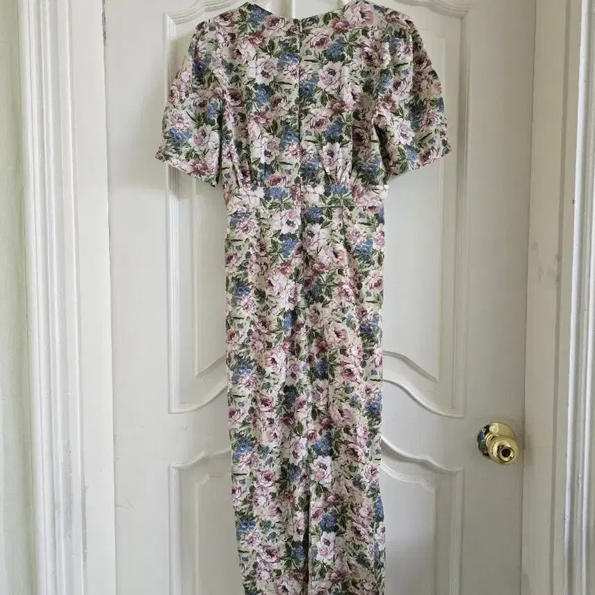 [BUNJANG] V-Neck Floral Pattern Dress / 브이넥 플라워패턴 원피스(날씬하신분^^)