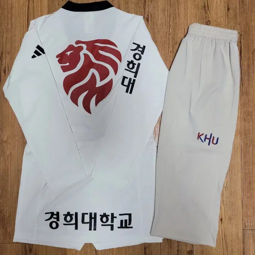 [BUNJANG] Adidas Kyung Hee University Taekwondo Dobok Set / 아디다스 경희대 태권도 도복 세트
