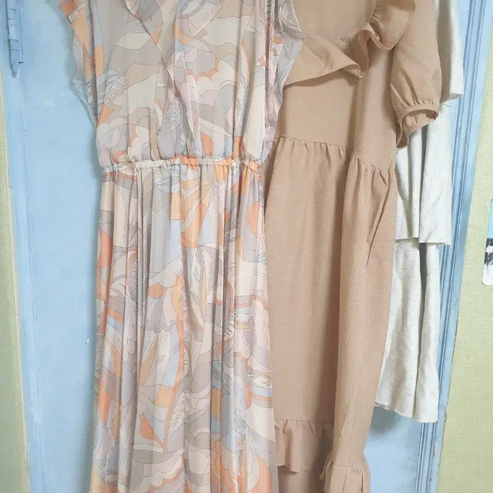 [BUNJANG] Chiffon Long Dress &amp; Puff Sleeve Mini Dress Set / 쉬폰 롱 원피스 / 프릴 반팔 미니 원피스
