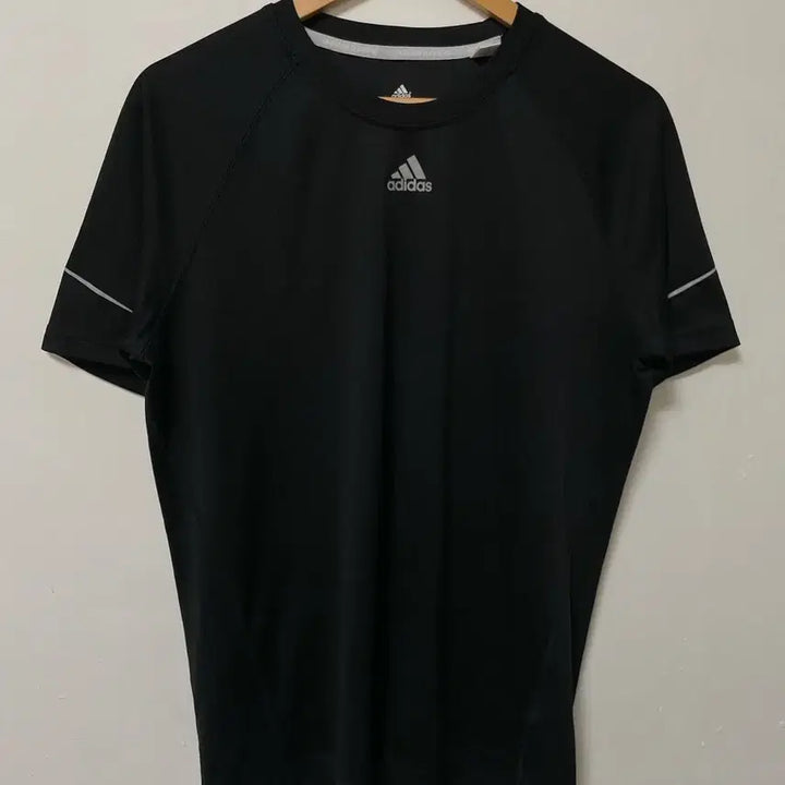 [BUNJANG] Adidas Functional Spandex Short-Sleeve T-Shirt (Authentic) / 100-105 아디다스 기능성 스판 반팔티 정품