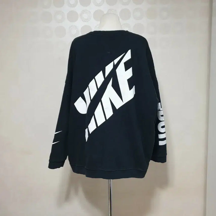 [SOLD OUT] 나이키 티셔츠88 맨투맨88 박스티88 블랙티셔츠88