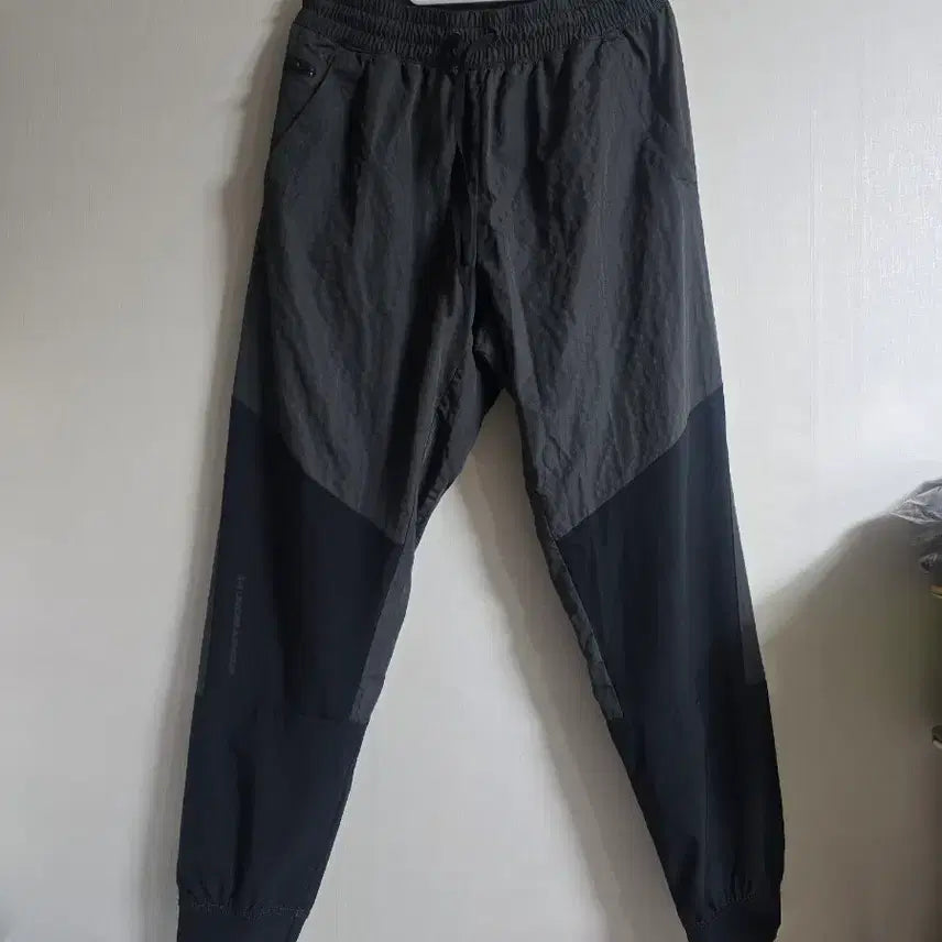 [BUNJANG] Under Armour XL Jogger Pants Black / 언더아머 XL 사이즈 조거 팬츠