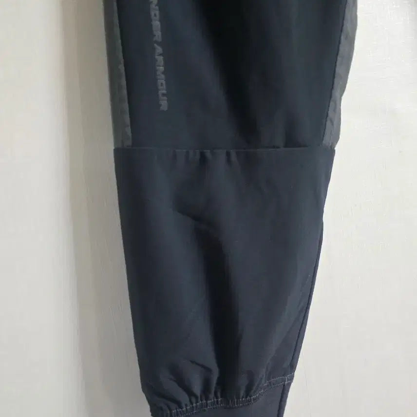 [BUNJANG] Under Armour XL Jogger Pants Black / 언더아머 XL 사이즈 조거 팬츠