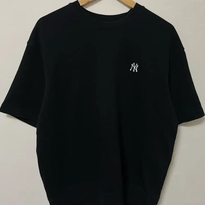 [BUNJANG] MLB New York Yankees Loose Fit Short Sleeve T-Shirt / 100-105 MLB NY양키스 루즈핏 반팔티 정품