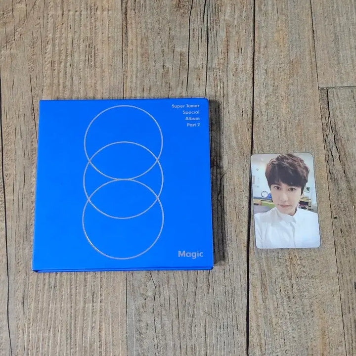 [BUNJANG] Super Junior Kyuhyun Magic Photocard &amp; Album / 슈퍼주니어 매직 규현 포카+음반 판매 양도합니다