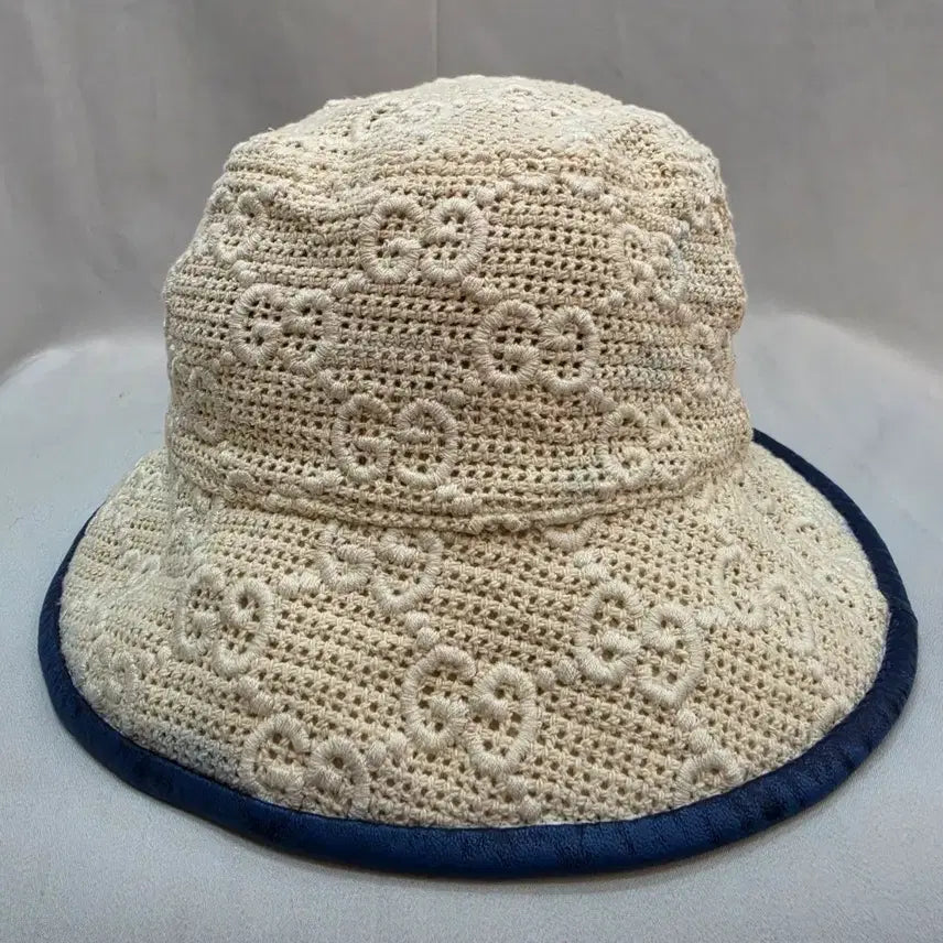 [BUNJANG] Gucci GG Logo Crochet Bucket Hat Ivory / (정품)구찌 GG 로고 크로셰 모자 아이보리