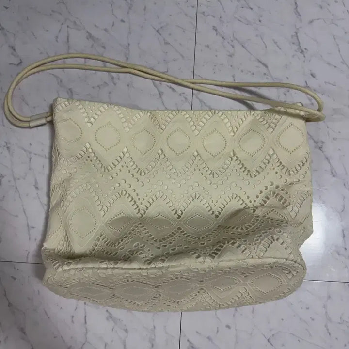 [BUNJANG] DEINET Lace String Bag Ivory / DEINET 레이스 스트링백 아이보리
