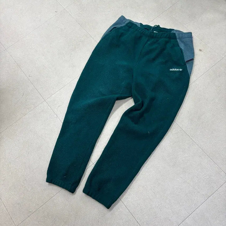 [BUNJANG] Adidas Originals Green Fleece Pants / 아디다스 오리지널 그린 플리스 팬츠