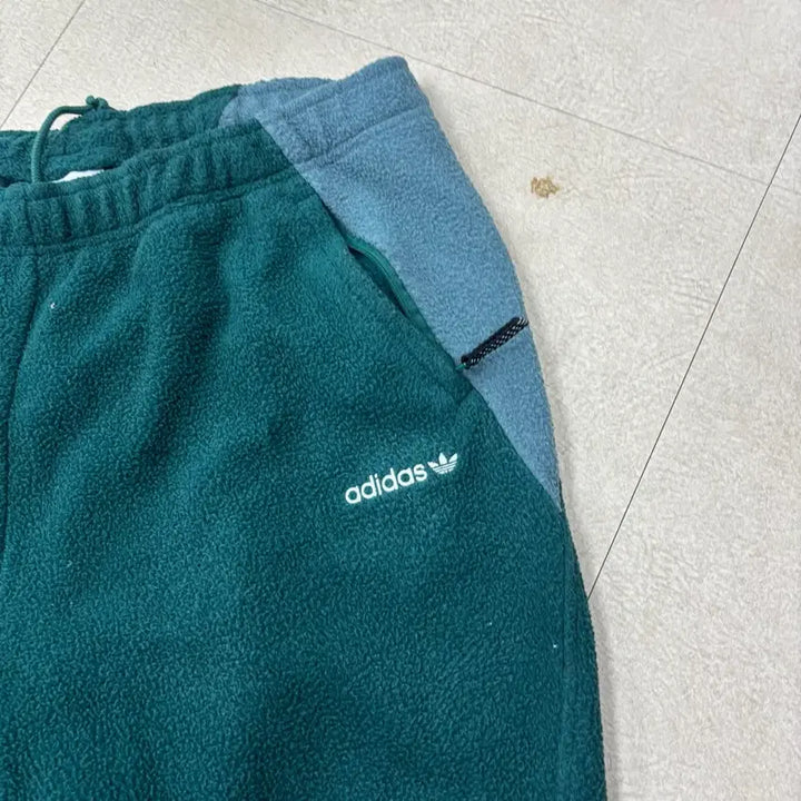 [BUNJANG] Adidas Originals Green Fleece Pants / 아디다스 오리지널 그린 플리스 팬츠