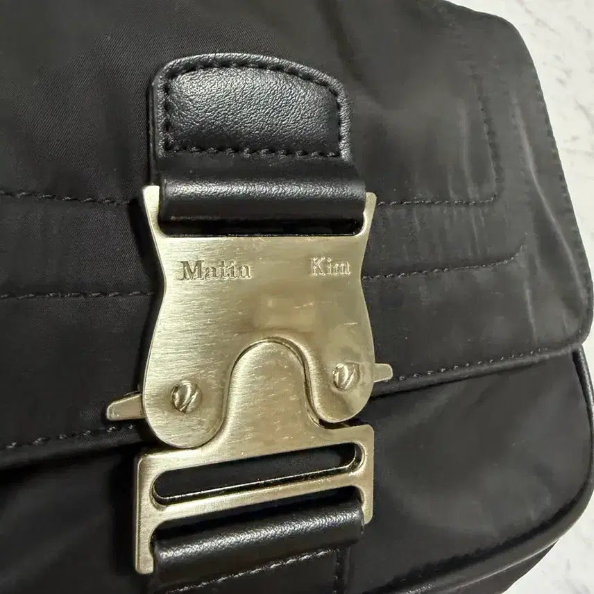 [BUNJANG] Matinkki Buckle Shoulder Bag Mini Black / 마뗑키 버클 숄더백 미니 블랙