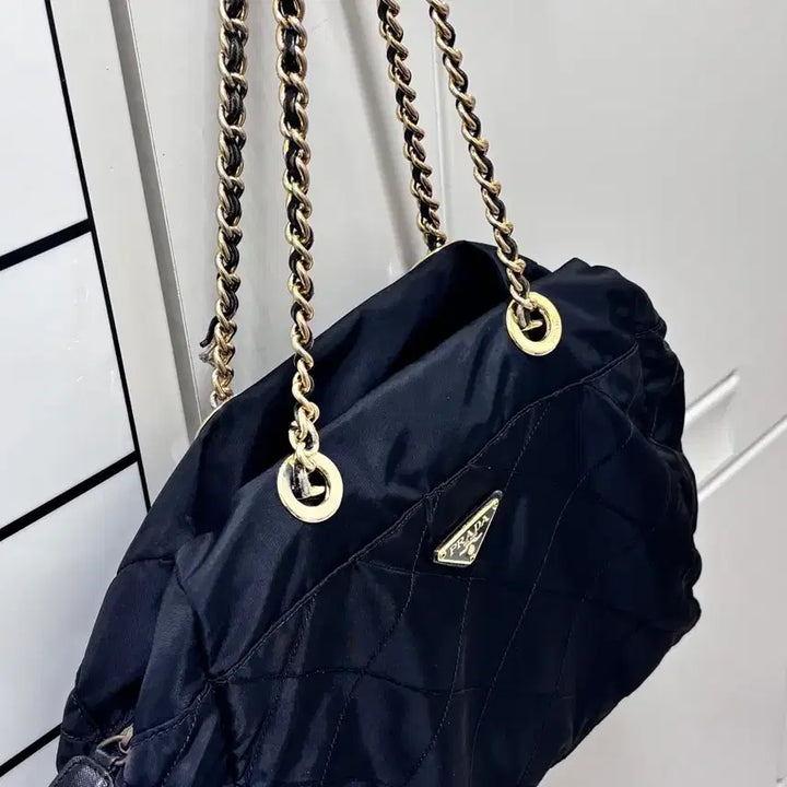 [BUNJANG] Prada Chain Shoulder Bag / 프라다 체인 숄더백 정품