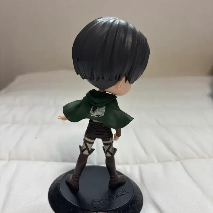 [BUNJANG] Attack on Titan Levi Figure / 진격의 거인 리바이 피규어