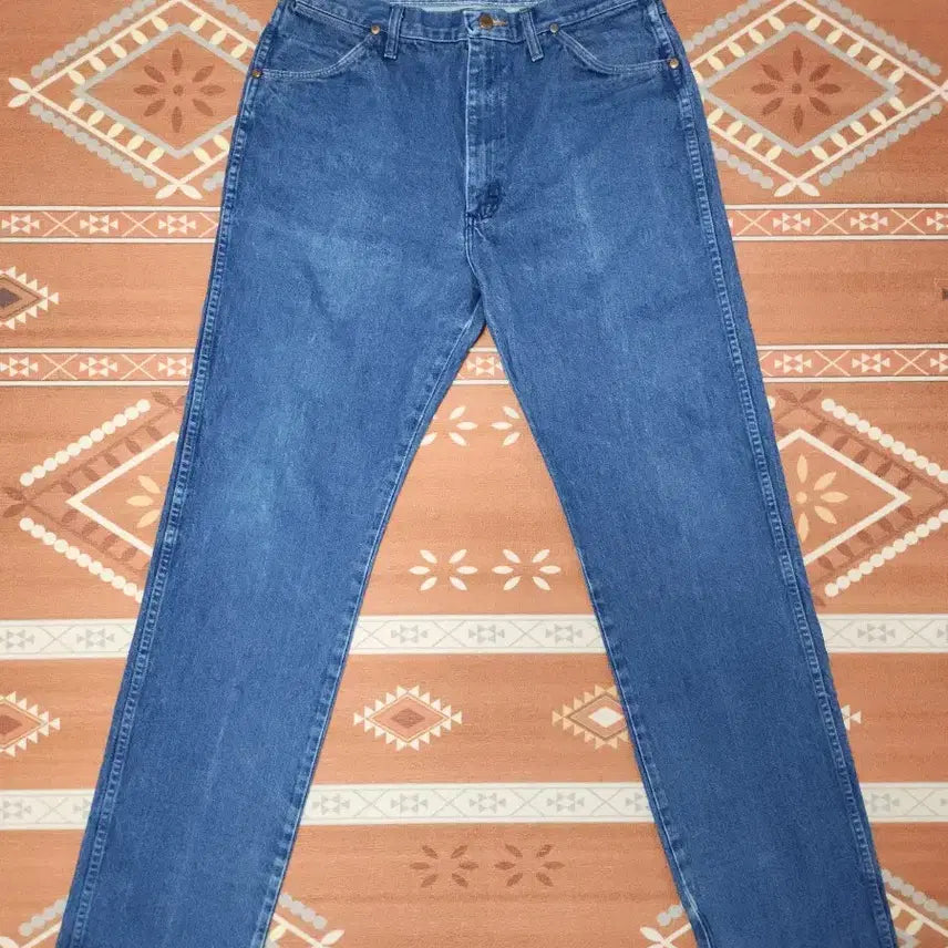 [BUNJANG] Wrangler 13MWZ Cowboy Cut Denim Pants (90s-00s, U.S. Fabric) / 90s-00s 랭글러 13MWZ 데님팬츠