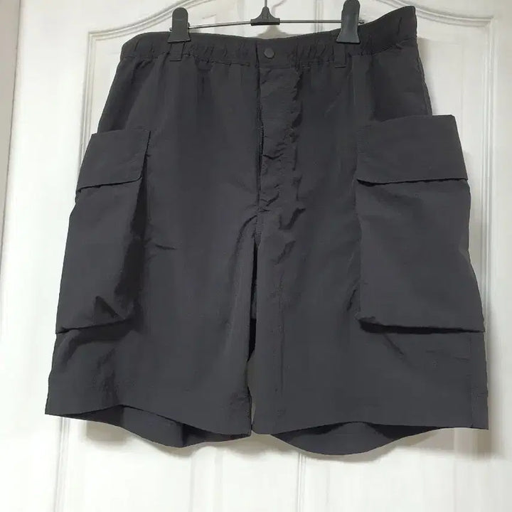 [BUNJANG] Uniqlo U Cargo Shorts XL Gray / 유니클로 U 카고 반바지 XL 그레이
