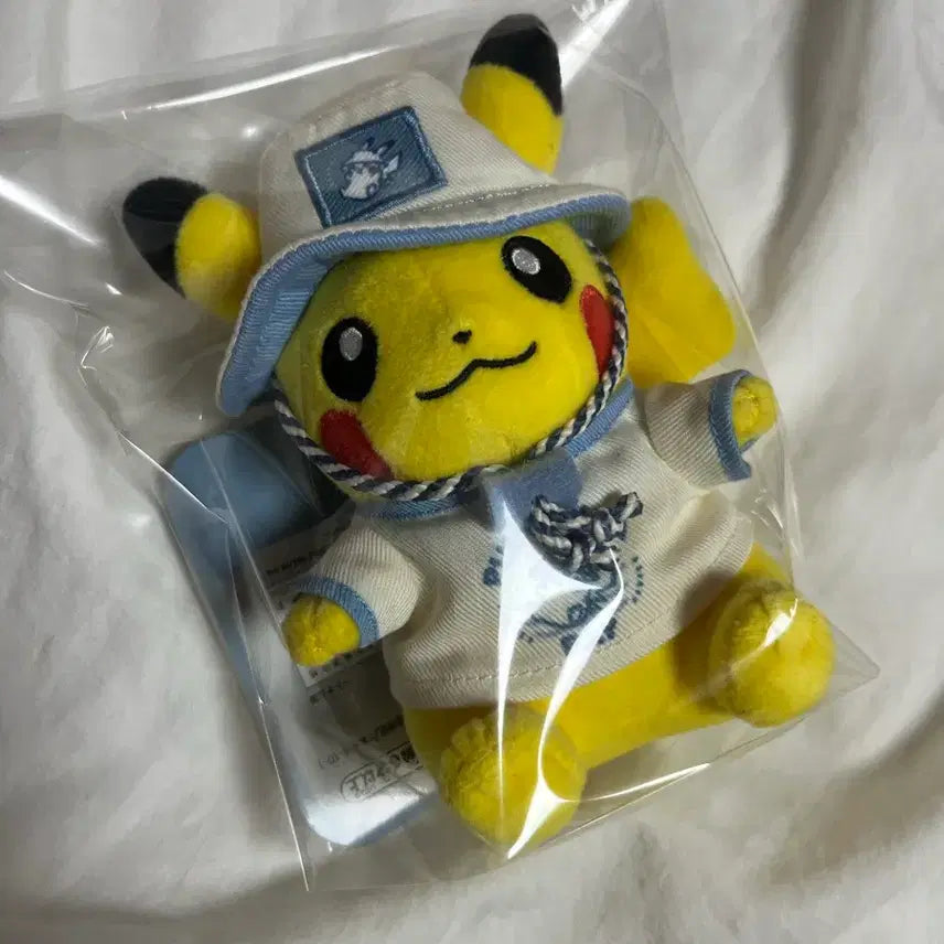[BUNJANG] Pokemon Pikachu TokyoBay Mascot Keychain / (택o) 포켓몬 피카츄 도쿄베이 마스코트 키링