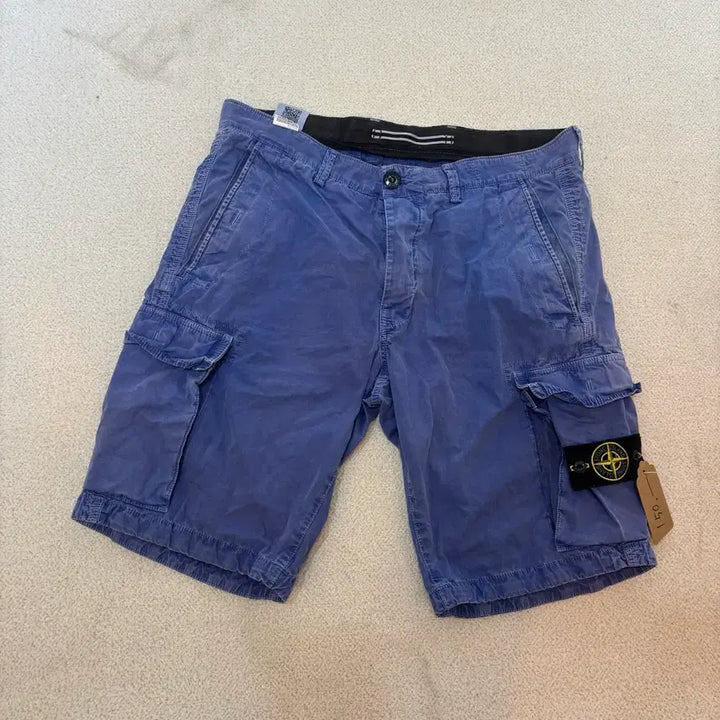 [BUNJANG] Stone Island Pigment Cargo Shorts / 36 스톤아일랜드 피그먼트 카고 반바지