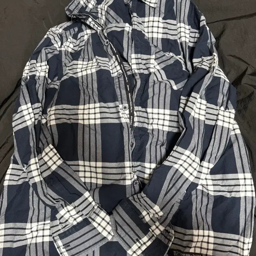 [BUNJANG] Dickies Plaid Shirt Navy / 딕키즈셔츠