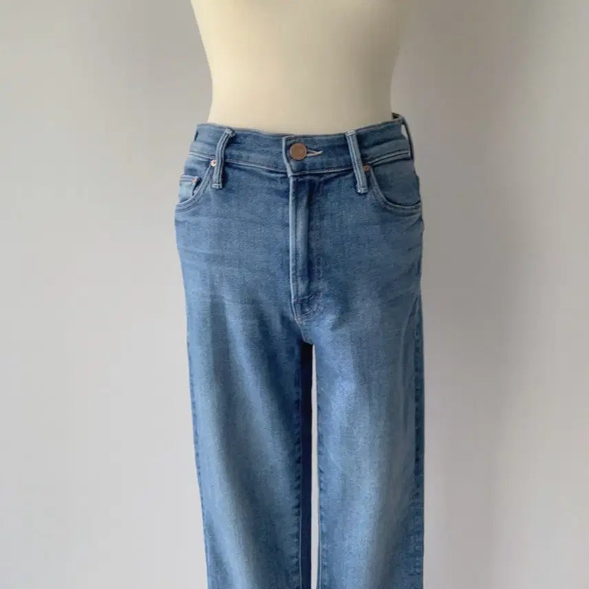 [SOLD OUT] 26 MOTHER 크롭 데님 팬츠