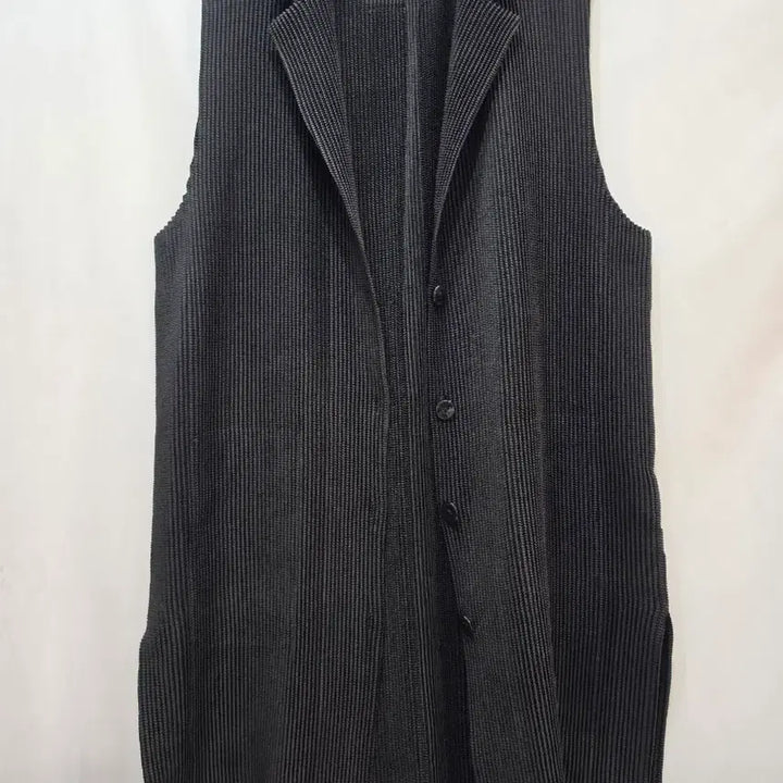 [BUNJANG] Ravita Junko Pleated Black Long Vest / (정품)라비타준코 플리츠 블랙 롱 조끼 베스트