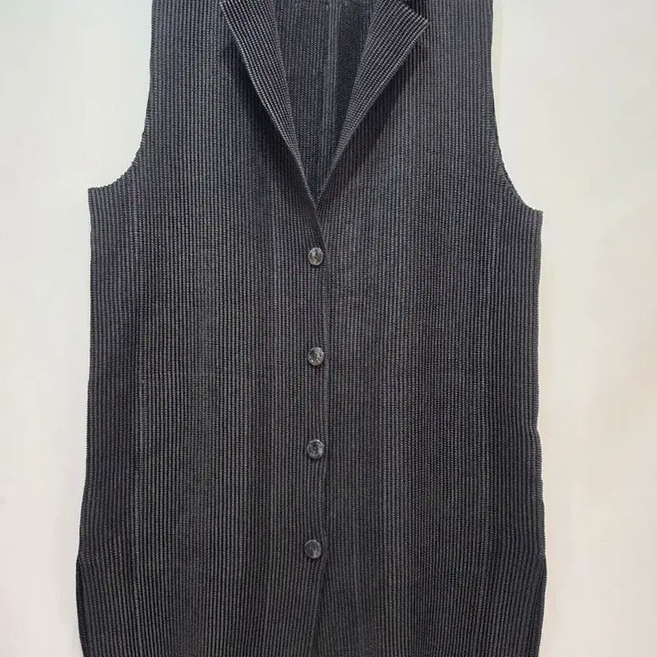 [BUNJANG] Ravita Junko Pleated Black Long Vest / (정품)라비타준코 플리츠 블랙 롱 조끼 베스트