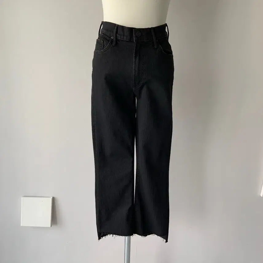 [SOLD OUT] 26 마더 인사이더 크롭 블랙 데님