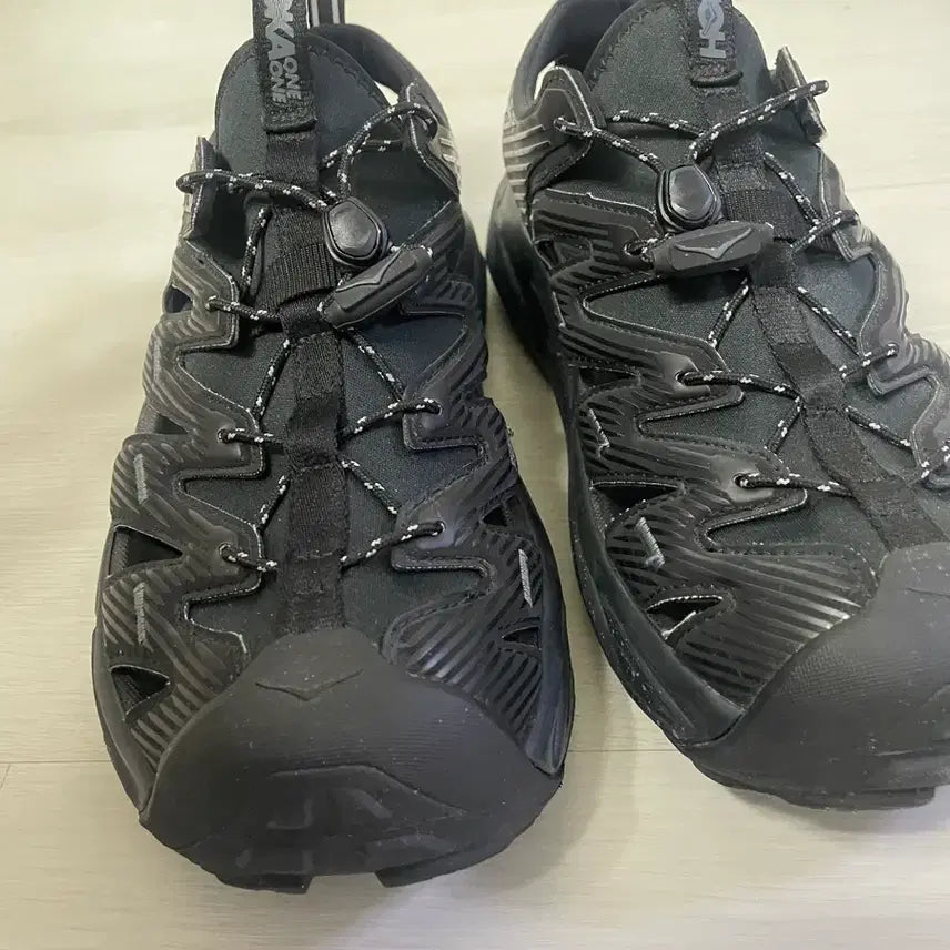 [BUNJANG] Hoka Hopara Black Sandals 275mm / 호카 오네오네 호파라 블랙 샌들 275