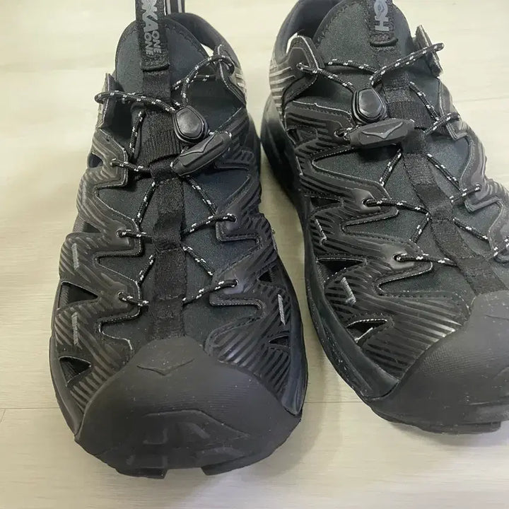 [BUNJANG] Hoka Hopara Black Sandals 275mm / 호카 오네오네 호파라 블랙 샌들 275
