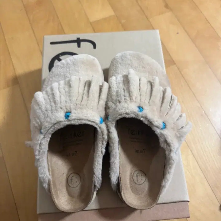 [BUNJANG] PERKER Tico Fur Slippers US W7 (240mm) / 페르커 티코 털 슬리퍼 US W7 240