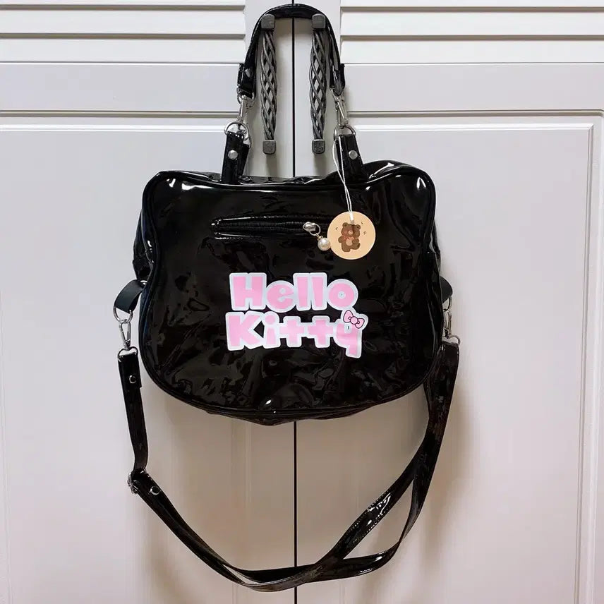 [BUNJANG] Hello Kitty Black Enamel Shoulder Bag / 새상품)헬로키티 블랙 에나멜 숄더백 크로스백 백팩
