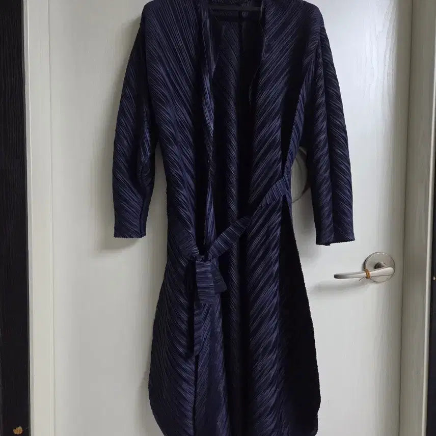 [BUNJANG] Yoits Navy Pleated Long Dress / 요이츠 네이비 플리츠 롱 원피스