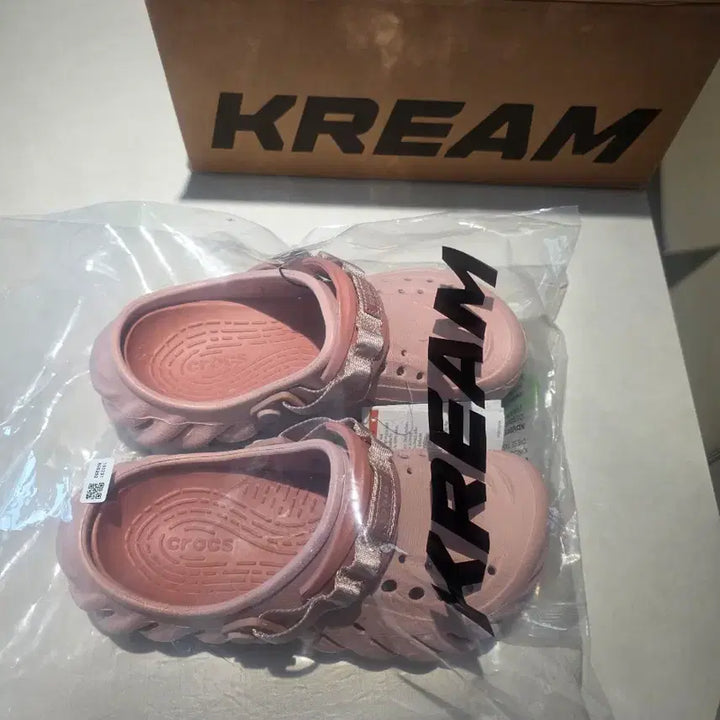 [BUNJANG] Crocs Echo Storm True Clog Pink / 크록스 Echo 스톰 트루 클로그 핑크