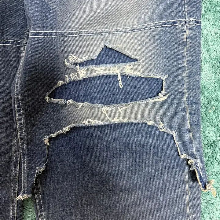 [BUNJANG] Vintage Damage Washing Denim Pants / 빈티지 데미지 워싱 데님 팬츠