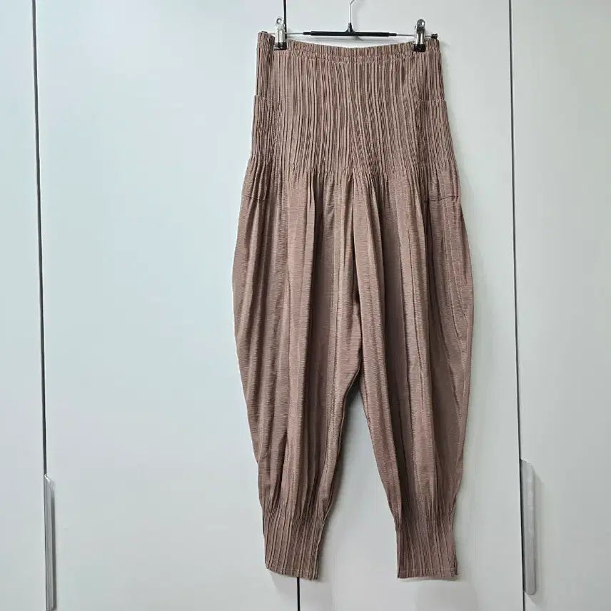 [BUNJANG] Japanese Imported Pleated Pants / 일본수입 편하고 스탈예쁜 주름바지