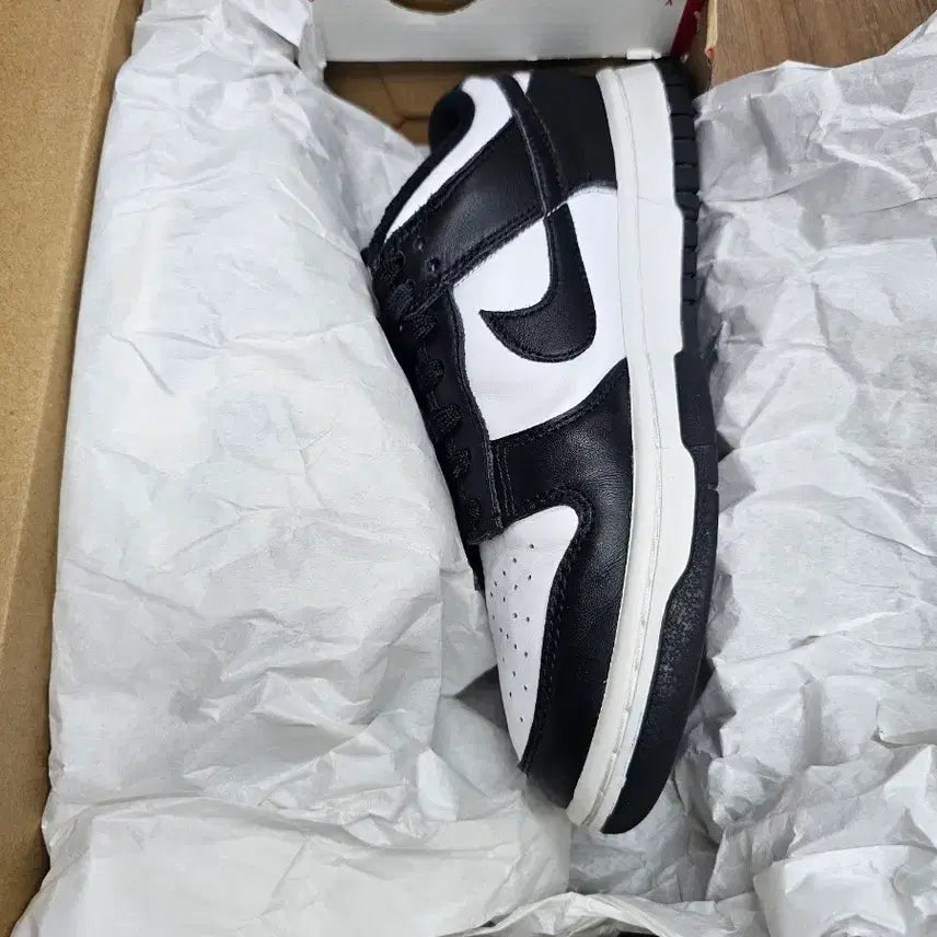 [BUNJANG] Nike "Orca" (235mm) Sneakers / 나이키 범고래  (235mm)