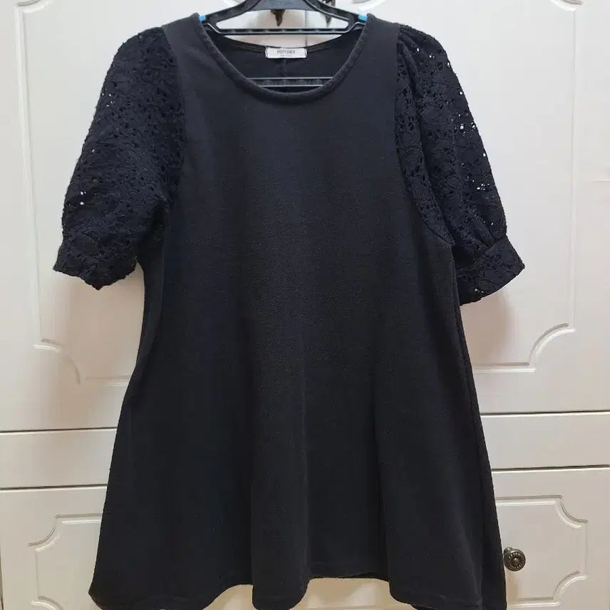 [BUNJANG] Black Lace Puff Sleeve T-Shirt / 블랙 레이스 퍼프 소매 티셔스
