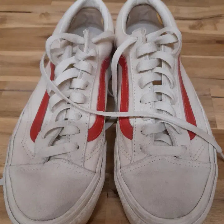 [BUNJANG] Vans Old Skool Sneakers White/Red Size 245 / 반스 올드스쿨 스니커즈 화이트/레드245