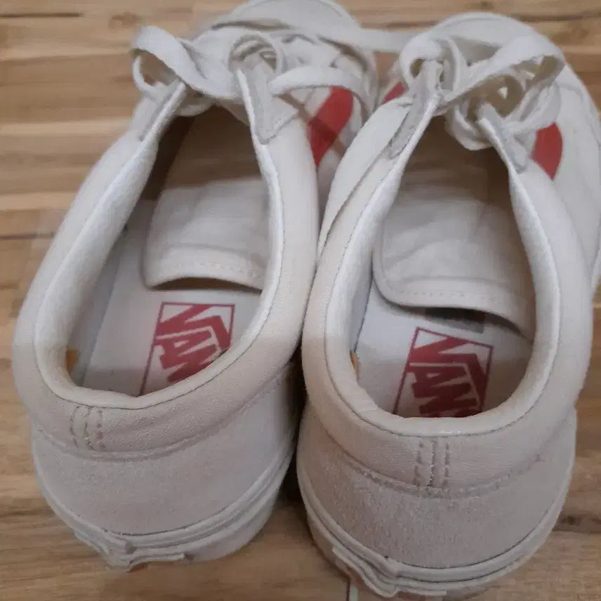 [BUNJANG] Vans Old Skool Sneakers White/Red Size 245 / 반스 올드스쿨 스니커즈 화이트/레드245