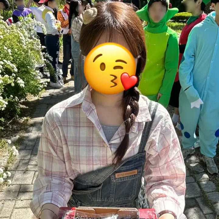 [BUNJANG] Farmer Concept Graduation Photo Outfit Set / 농부 컨셉 졸업사진 의상 판매