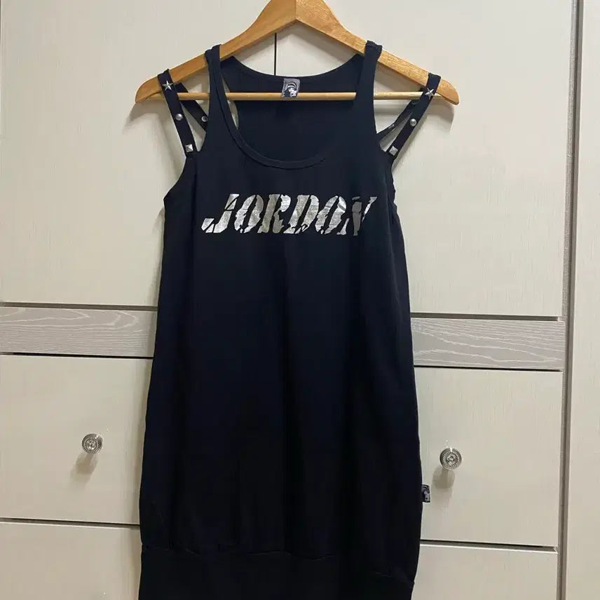 [BUNJANG] JOURDAIN Black Sleeveless Studded Mini Dress / JOURDAIN 블랙 민소매 나시 스터드 티셔츠 원피스 40 빈티지레트로