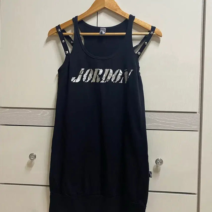 [BUNJANG] JOURDAIN Black Sleeveless Studded Mini Dress / JOURDAIN 블랙 민소매 나시 스터드 티셔츠 원피스 40 빈티지레트로