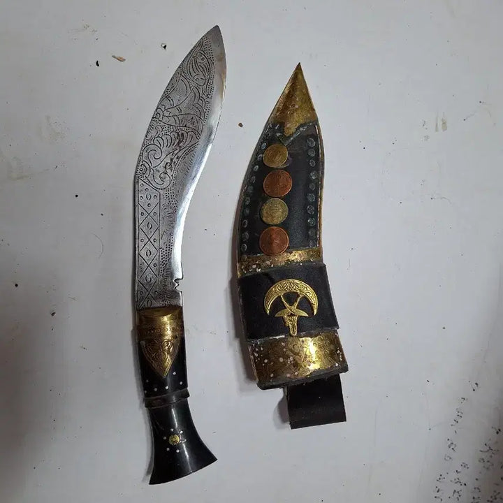 [BUNJANG] Nepal Kukri Knife with Engraved Patterns / 네팔 쿠쿠리
