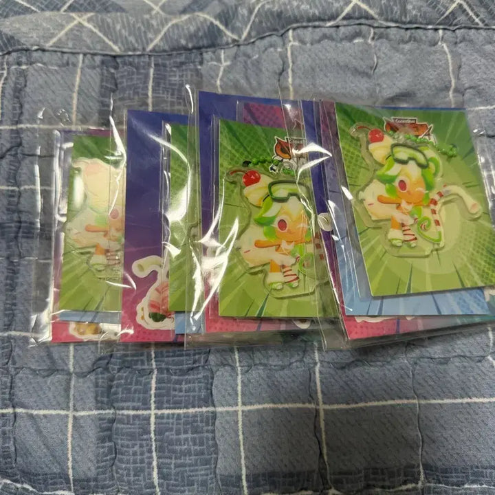 [BUNJANG] Cookierun Oven Smash Acrylic Keyring + Sticker (Sealed) / 쿠키런 오븐스매시 아크릴 키링 + 스티커 (미개봉)