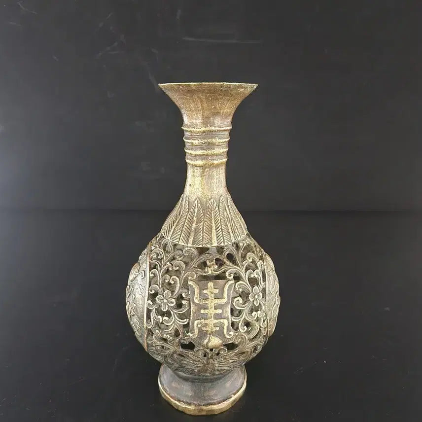 [BUNJANG] Chinese Celadon Vase with Filigree, Height 20.3cm / 투각 동 화병 높이20.3cm 구연부5.4cm  중국도자기
