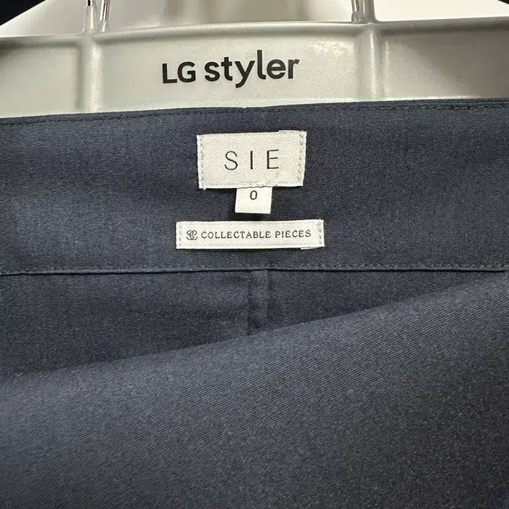[BUNJANG] SIE Marie Drape Blouse Navy / SIE 시에 마리 드레이프 블라우스